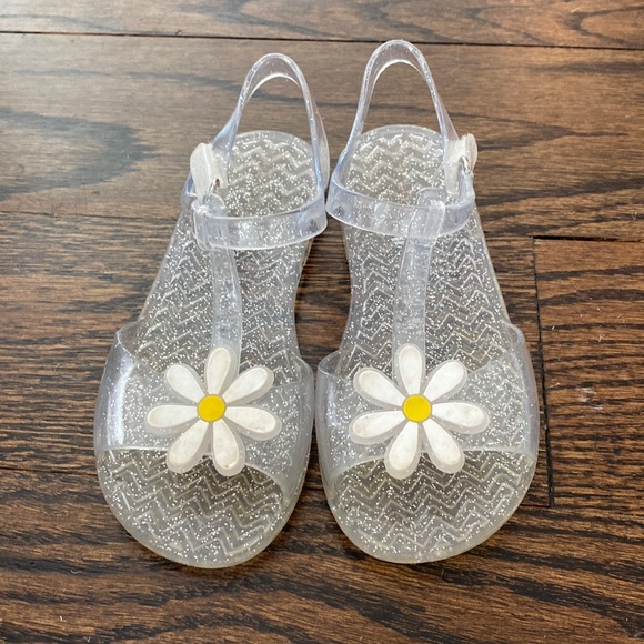 daisy jelly sandals